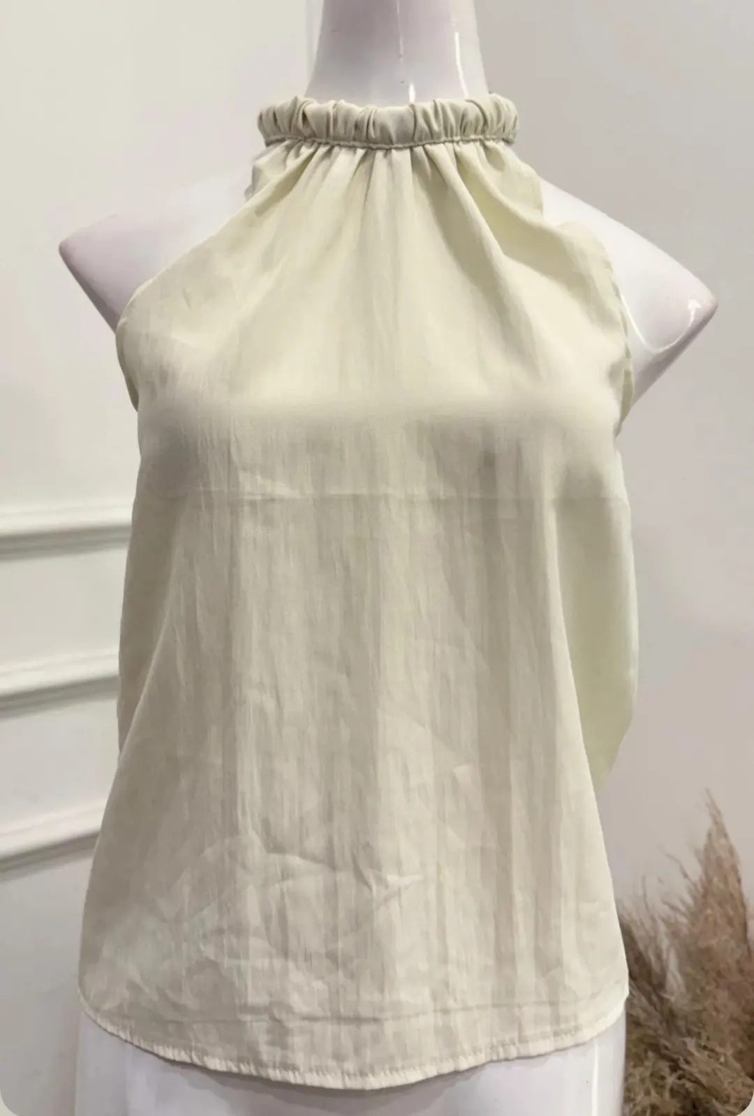 Blusa color beis talla s