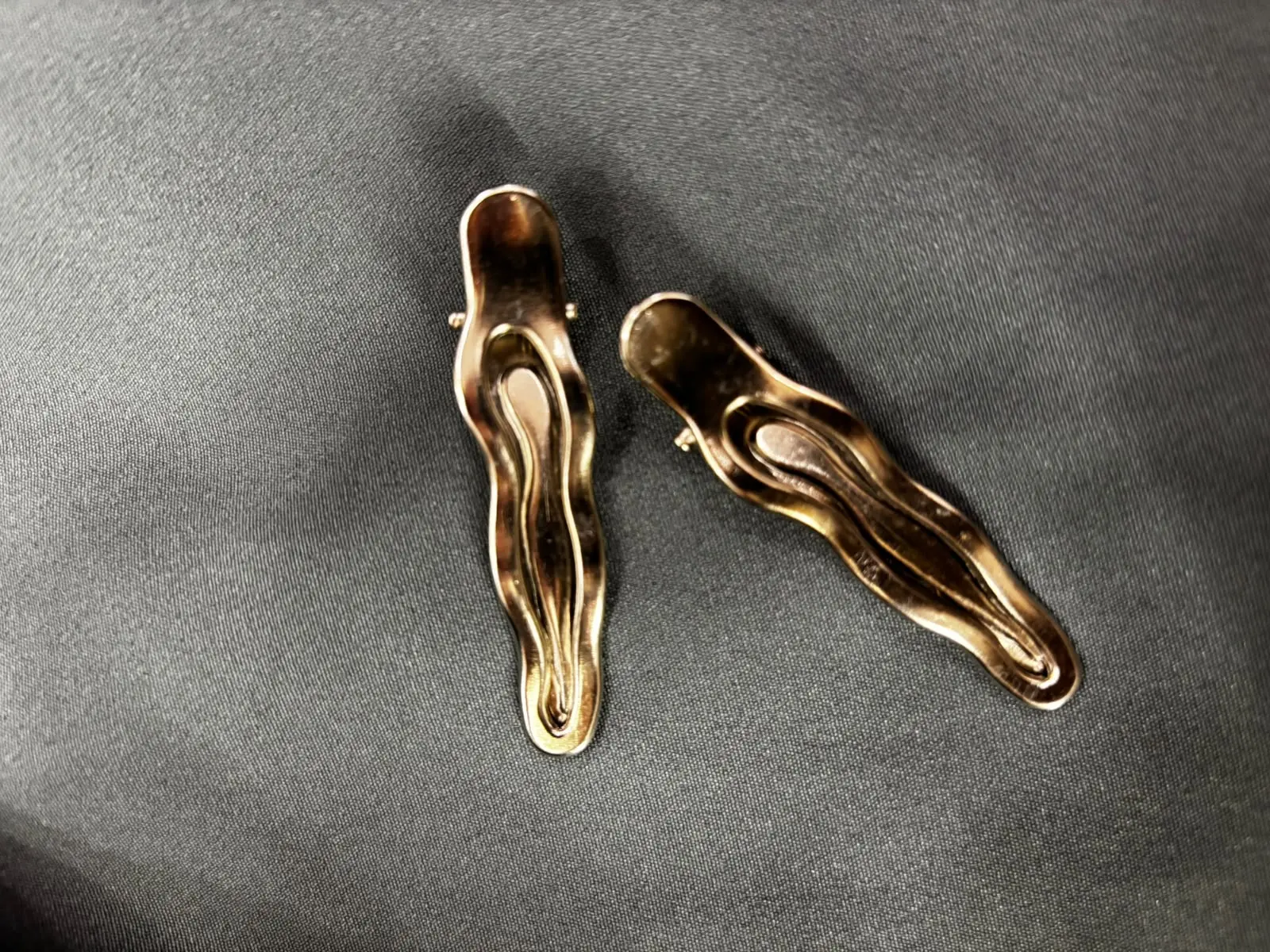 2 Horquillas metálicas zigzag