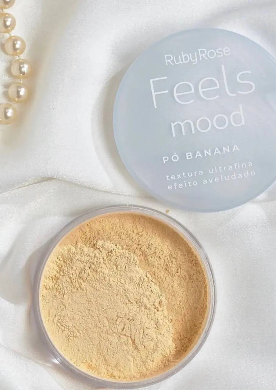 Ruby Rose Maquillaje Polvo banana Feels mood