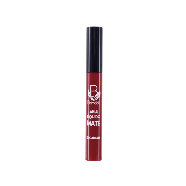 Bardot maquillaje Labial liquido matte escarlata