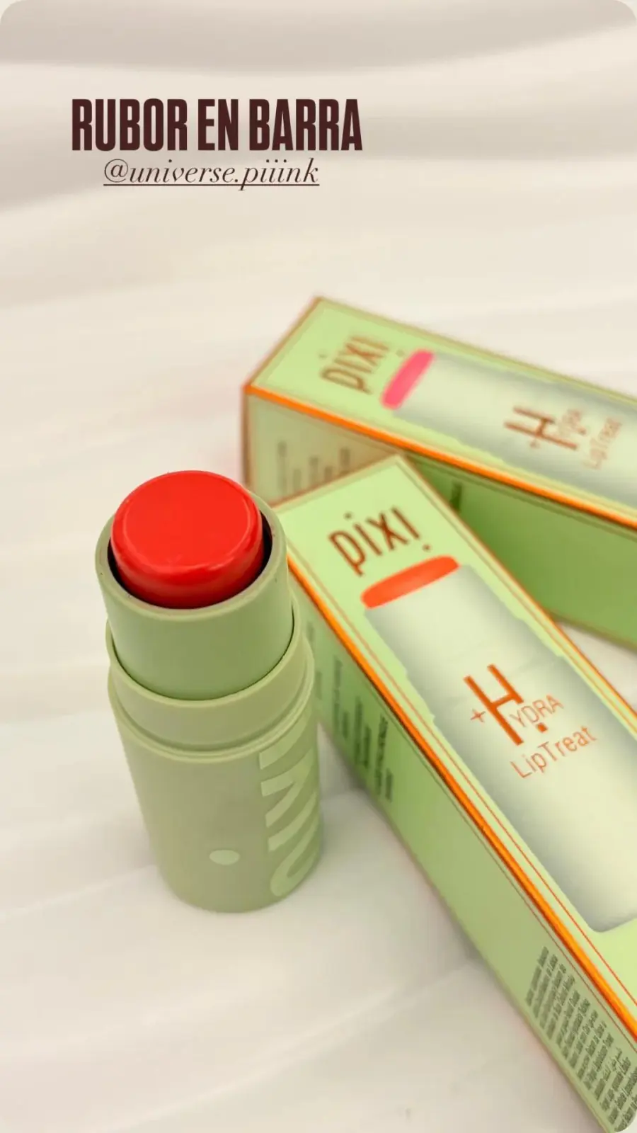 Lip hydra pixi poppy