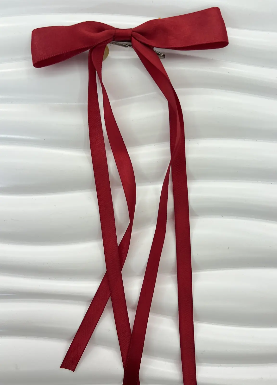 LAZO ROJO