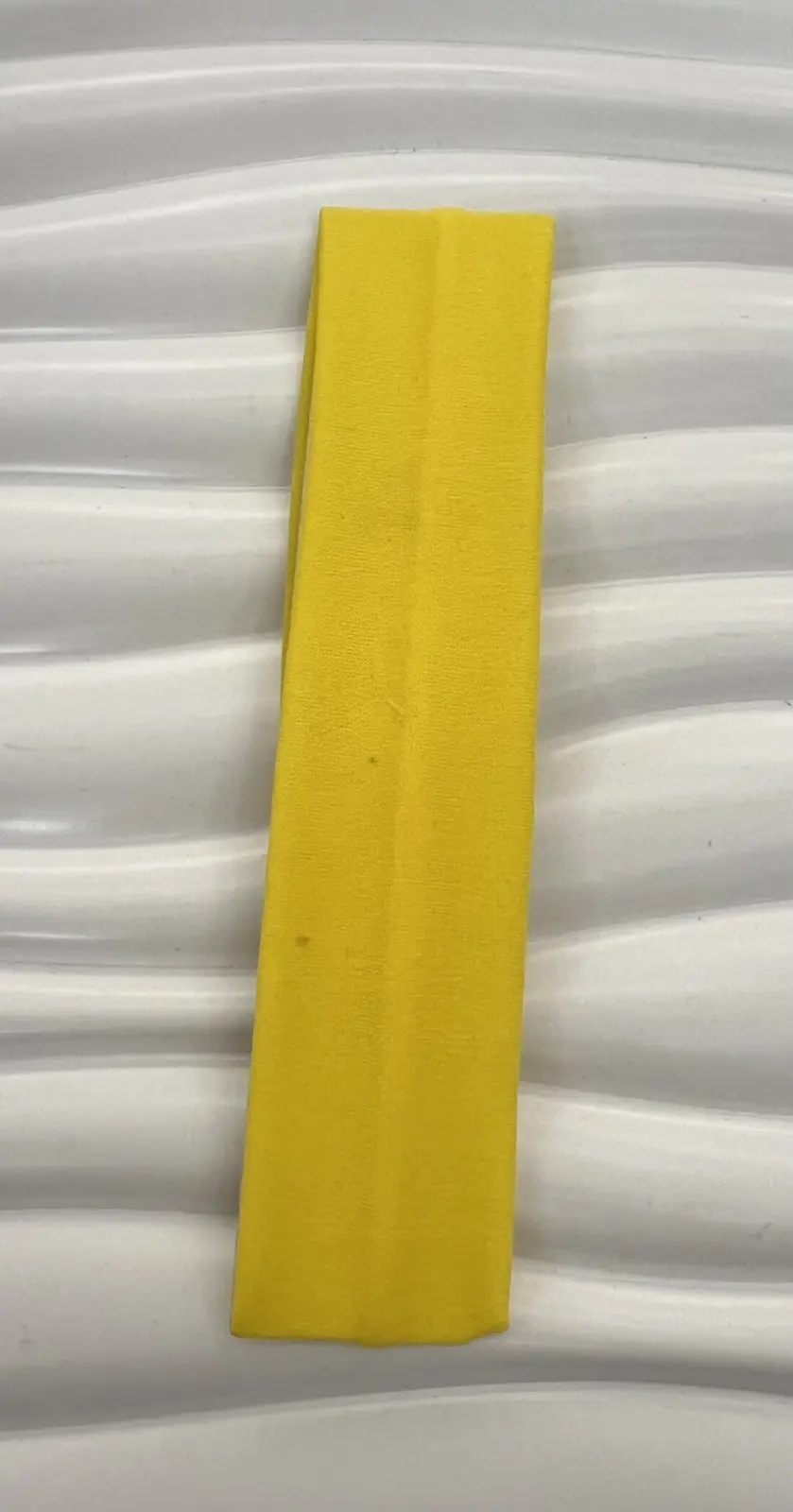 Cintillo amarillo
