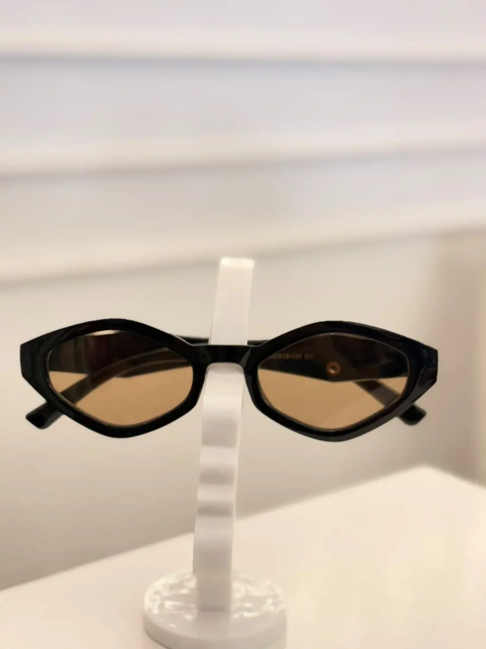 GAFAS GRUESAS TRIÁNGULO