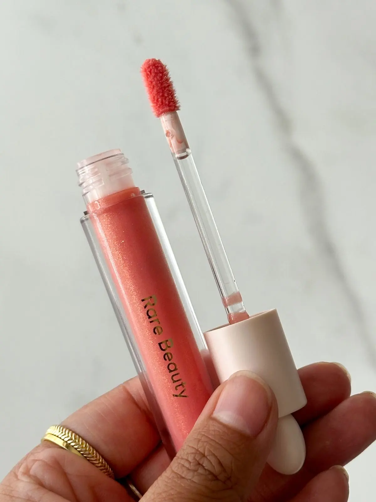 LIP GLOSS RARE BEAUTY