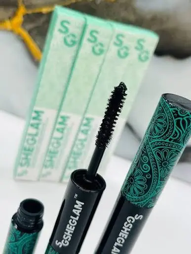 SHEGLAM RIMEL VERDE