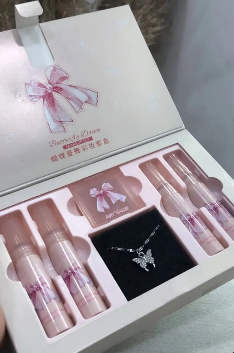 SET BUTTERFLY
