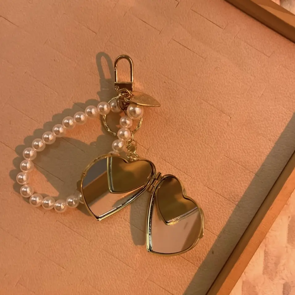 charms espejo de corazón, dorado y plateado