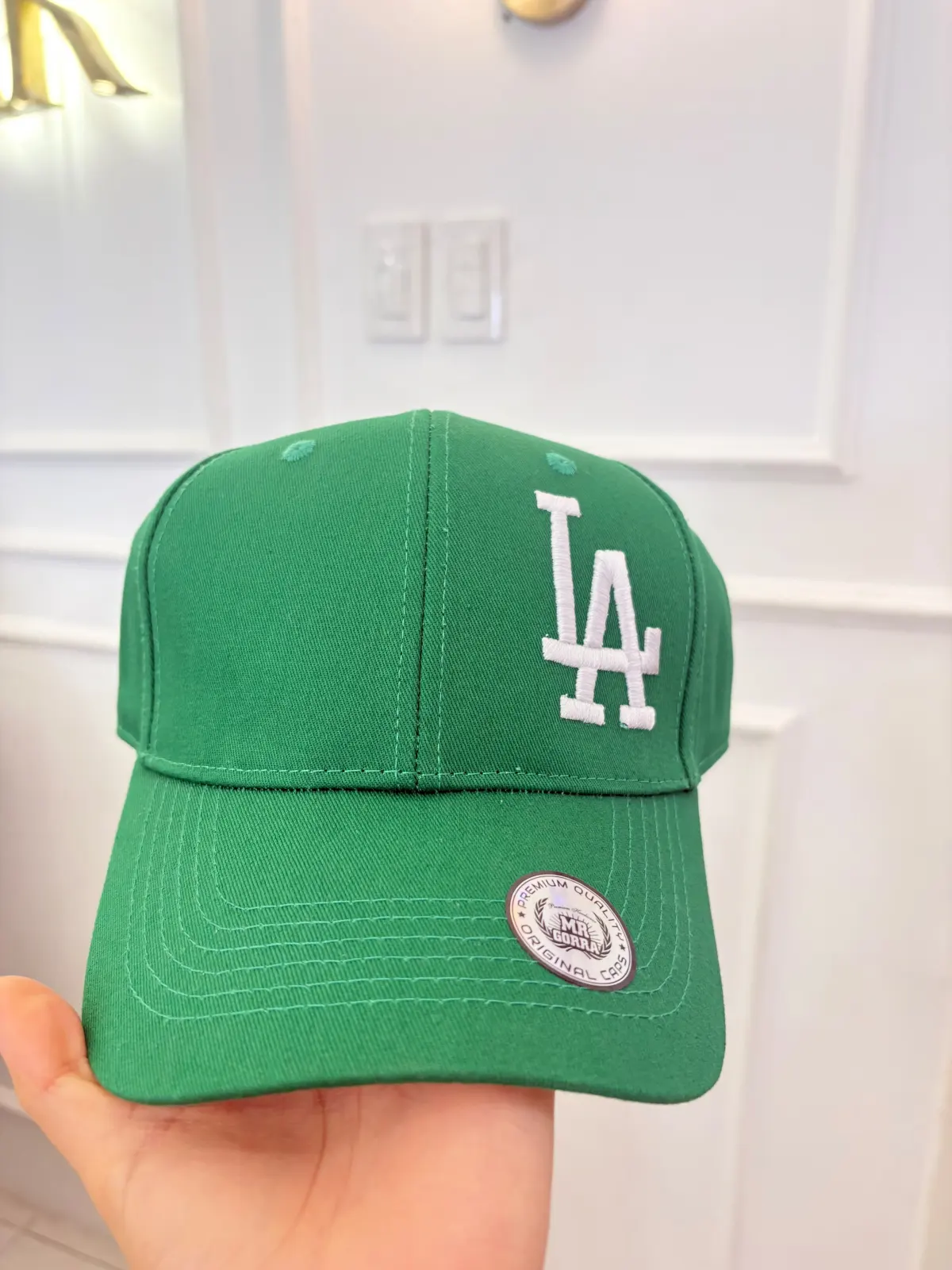 gorra verde LA