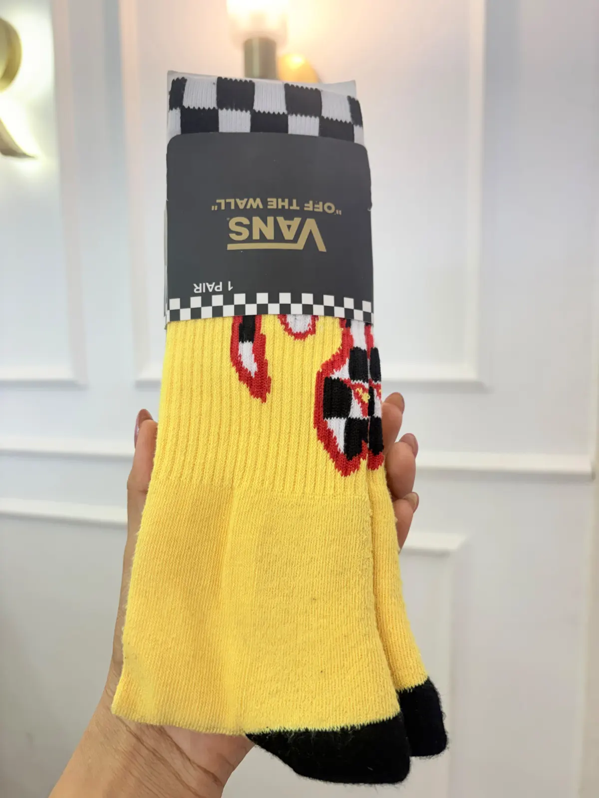 media deportiva vans amarilla