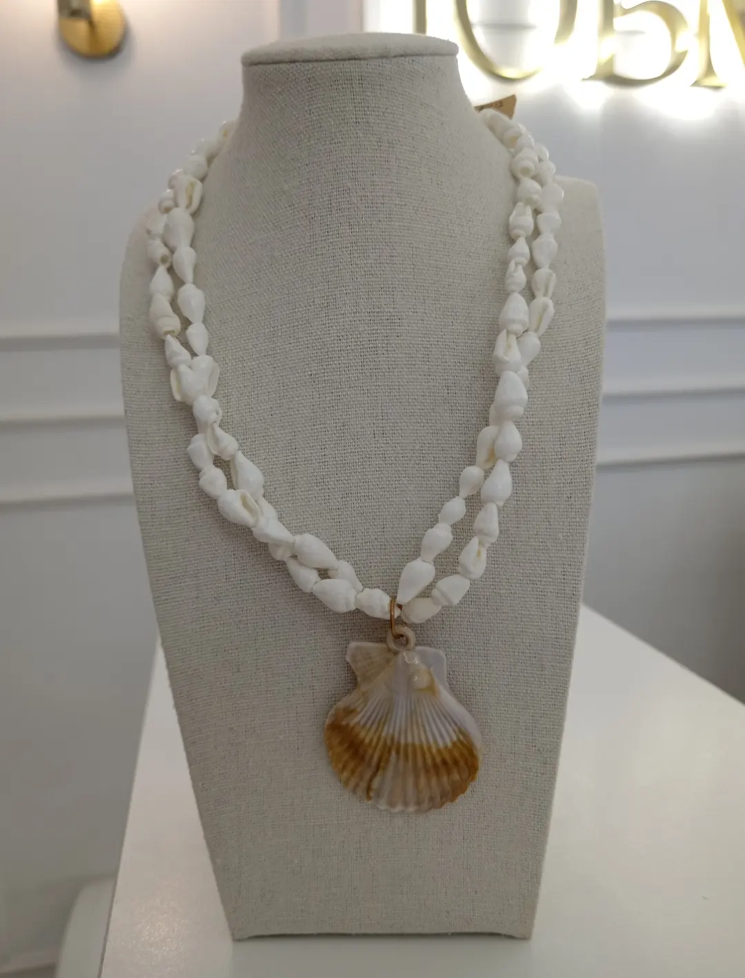collar conchillas mas bibalvo