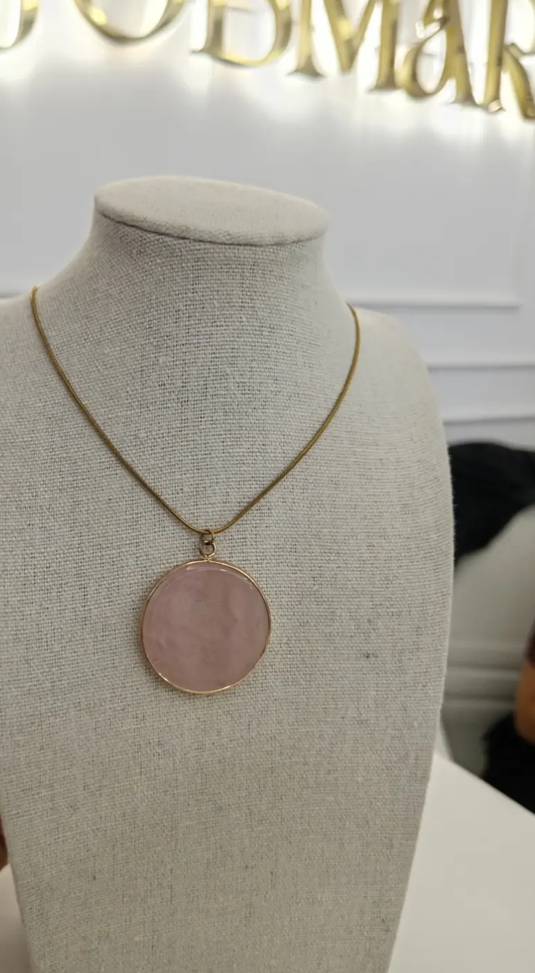 Collar de cuarzo rosado