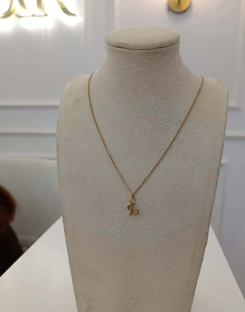 collar signo ARIES