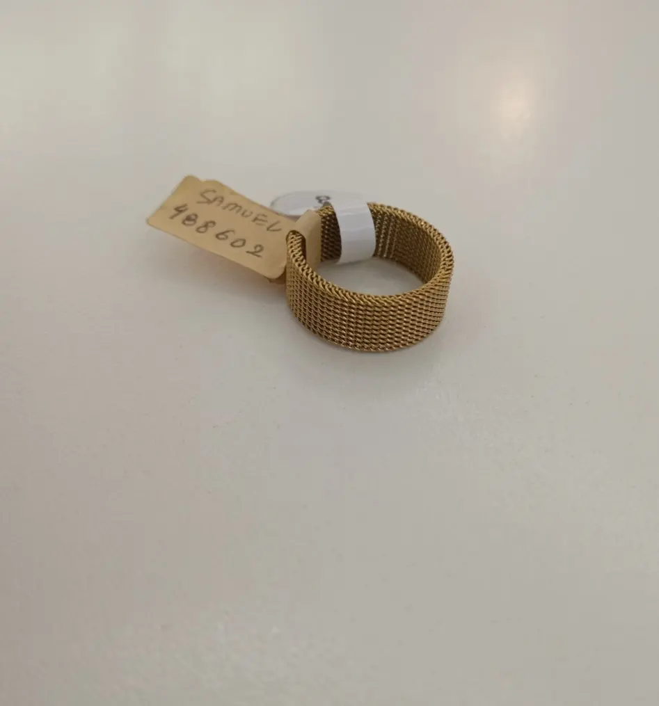 anillo dorado numero8