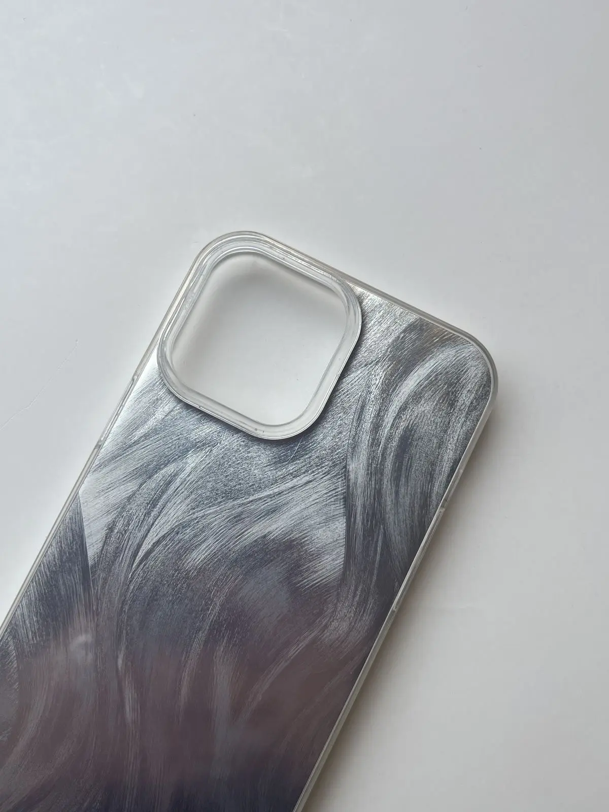 IPHONE CASE 15 PRO MAX LLANO PLATEADO