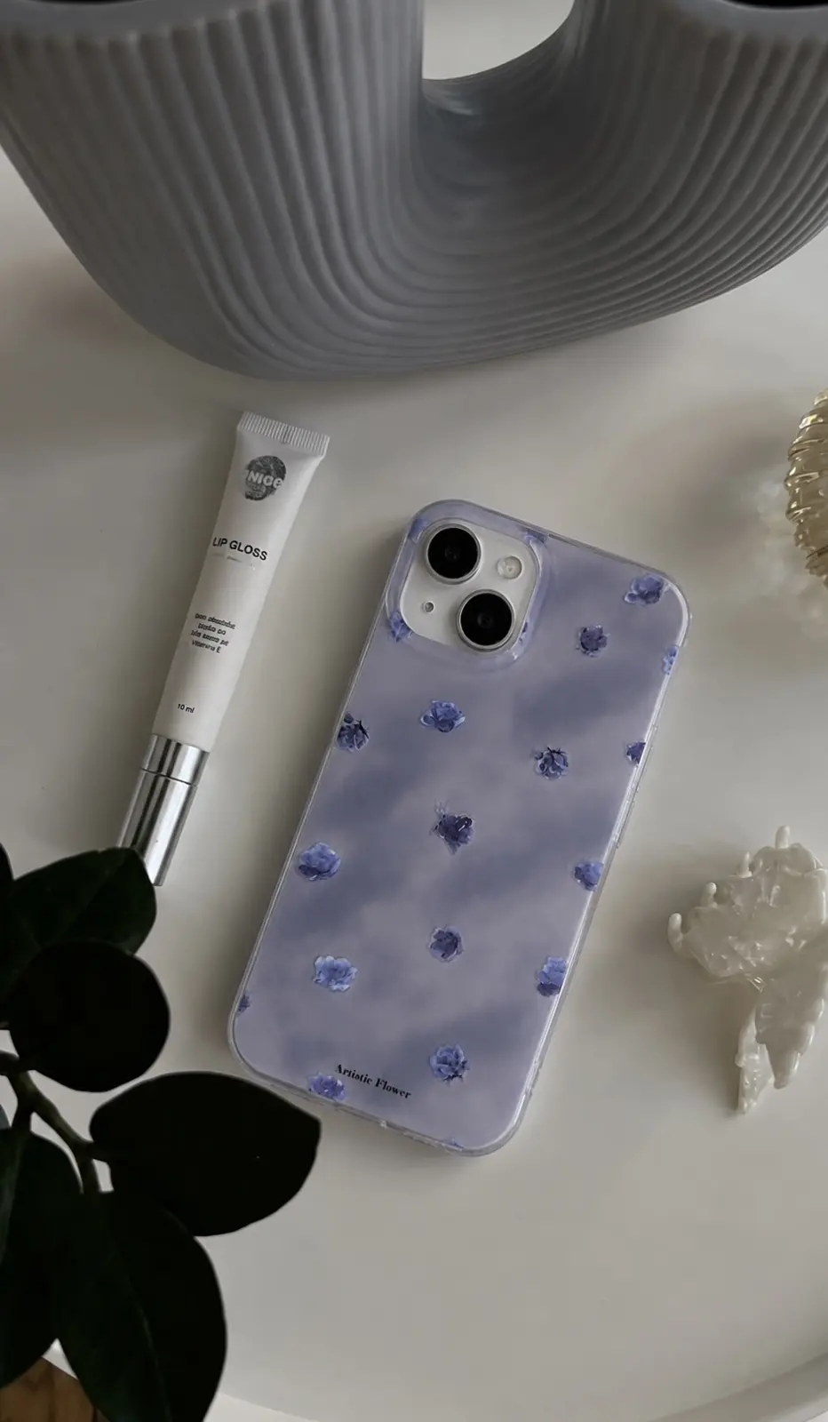 IPHONE CASE 14 AZUL CON FLORES AZULES
