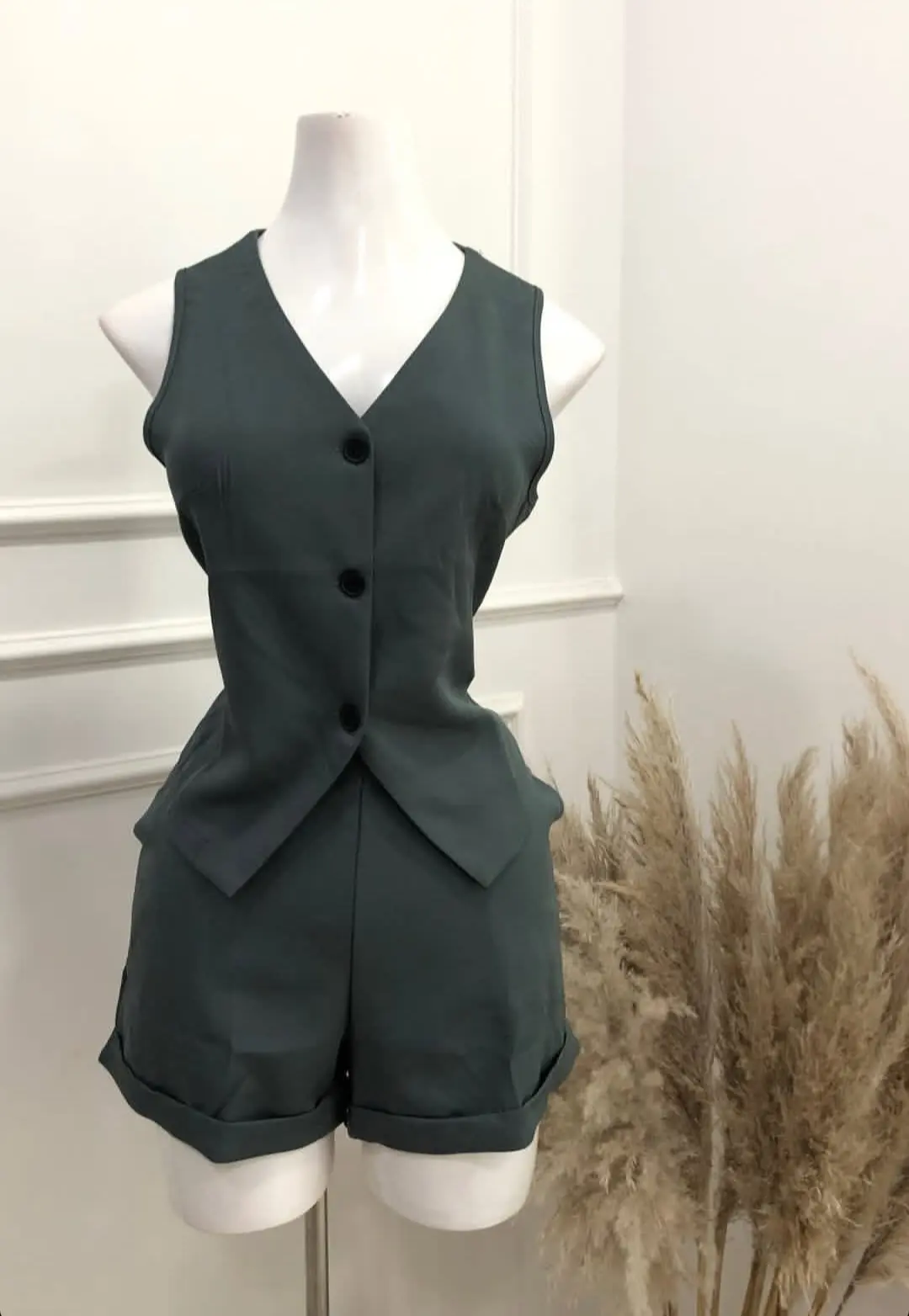 Conjunto de dos piezas color gris talla m