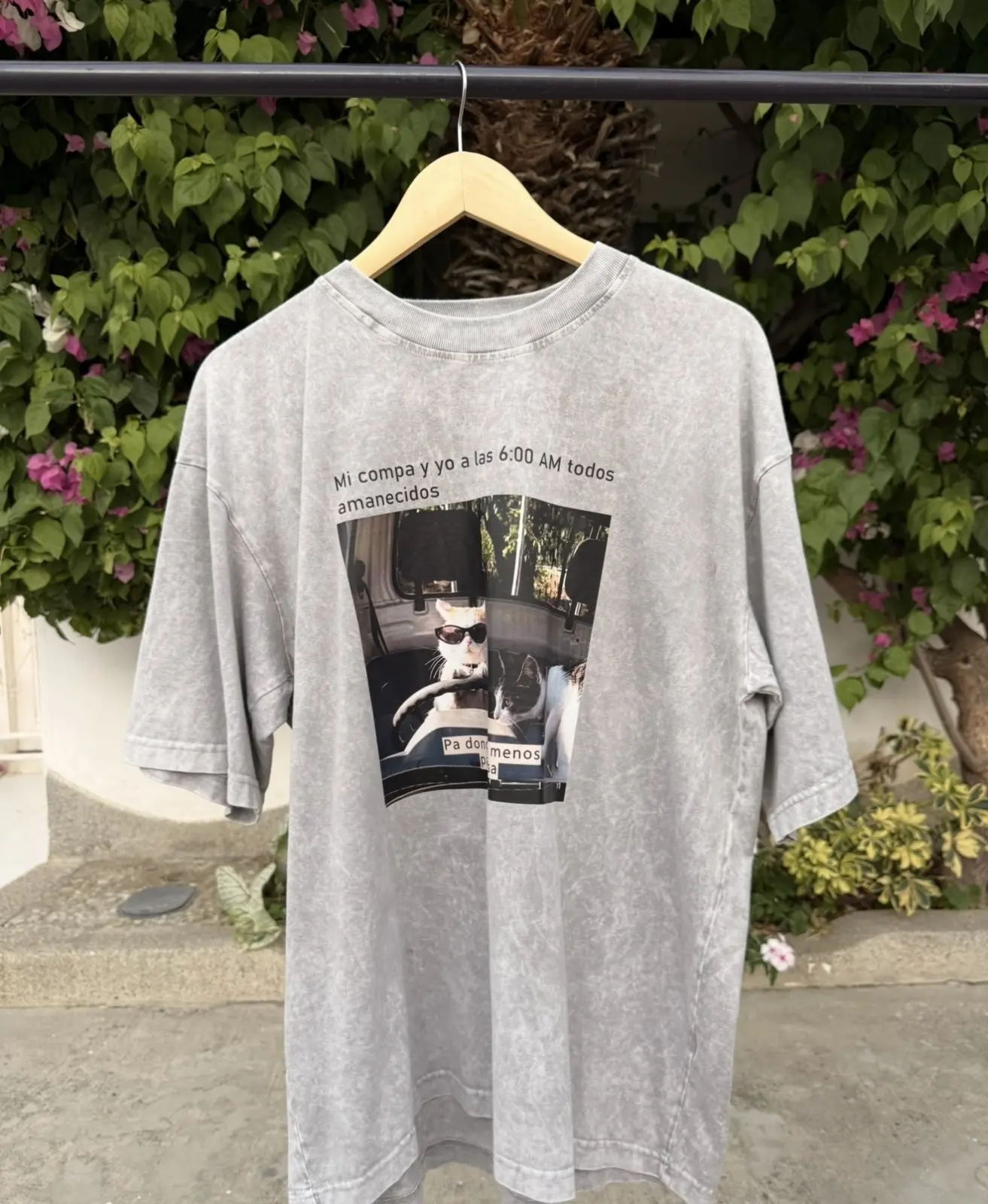 OVERSIZE ACID WASH BLANCO - ESTAMPADO "PA DONDE SEA MENOS PA LA CASA - M