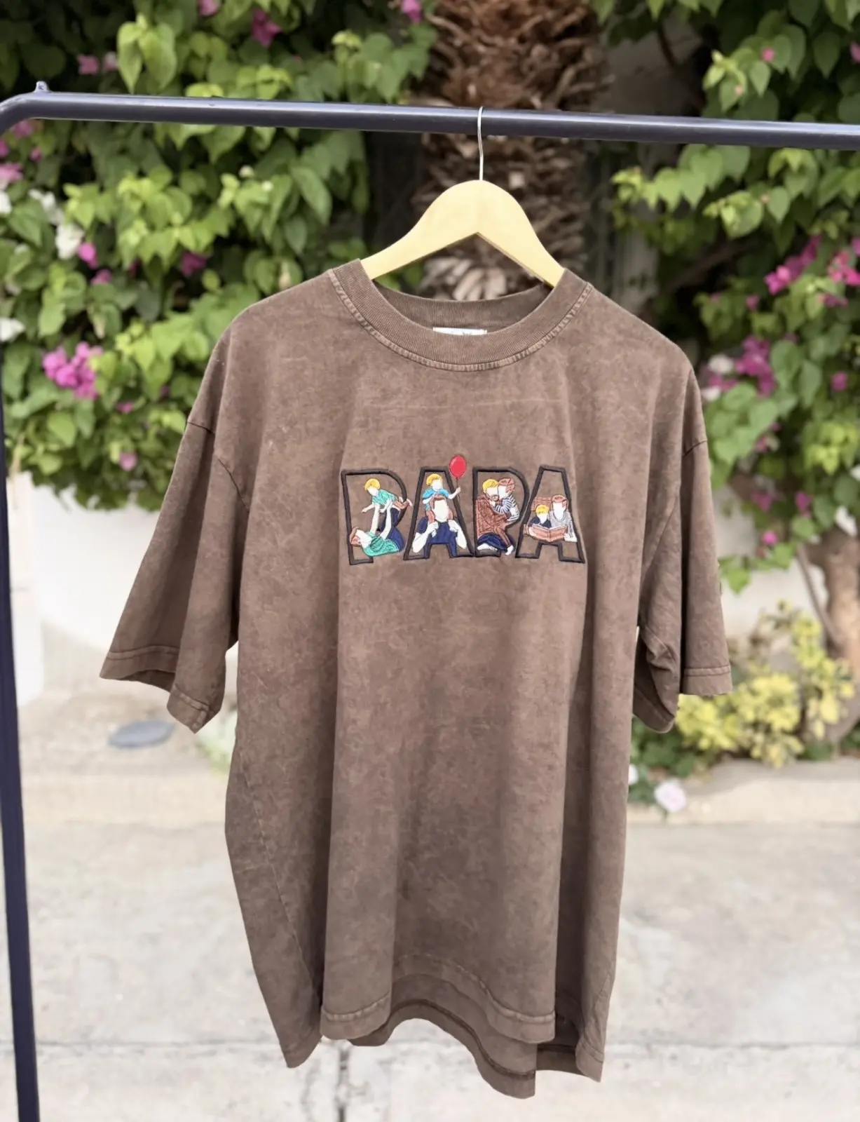 OVERSIZE ACID WASH CAFE - BORDADO PAPA - M