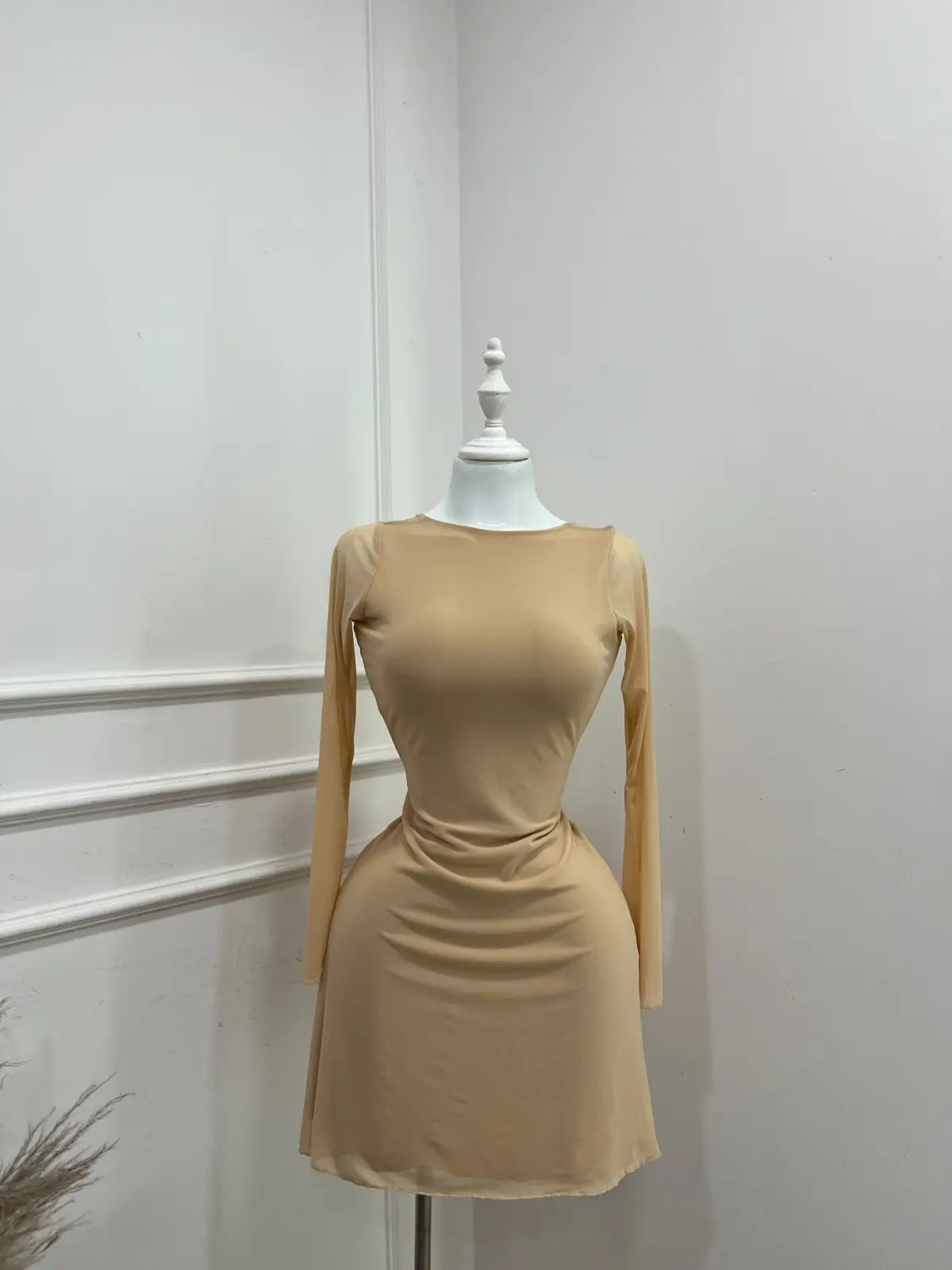 Vestido Corto Tull