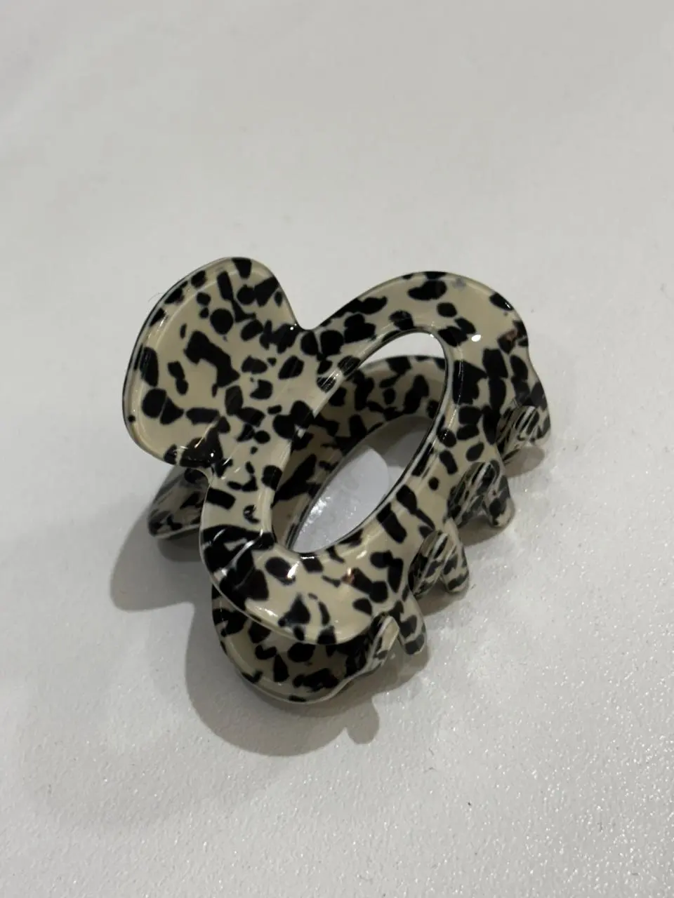 Mini pinza negro y blanco