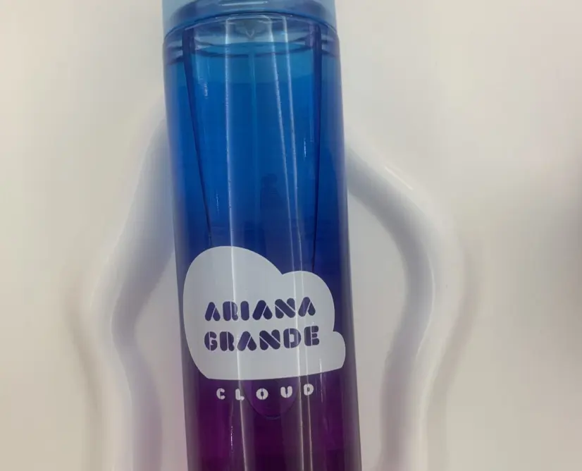 Splash cloud Ariana grande