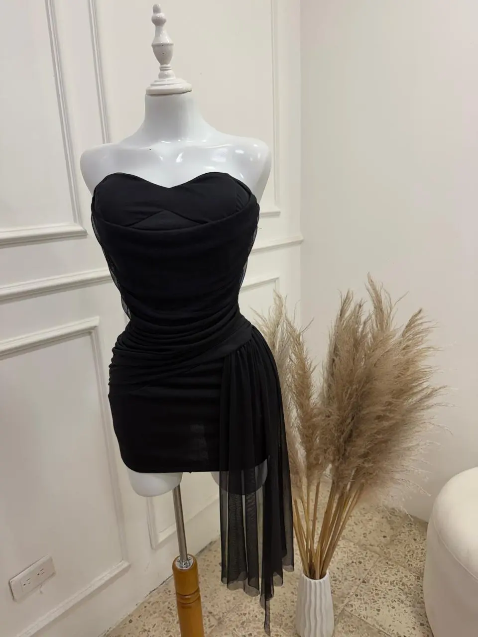 VESTIDO NEGRO
