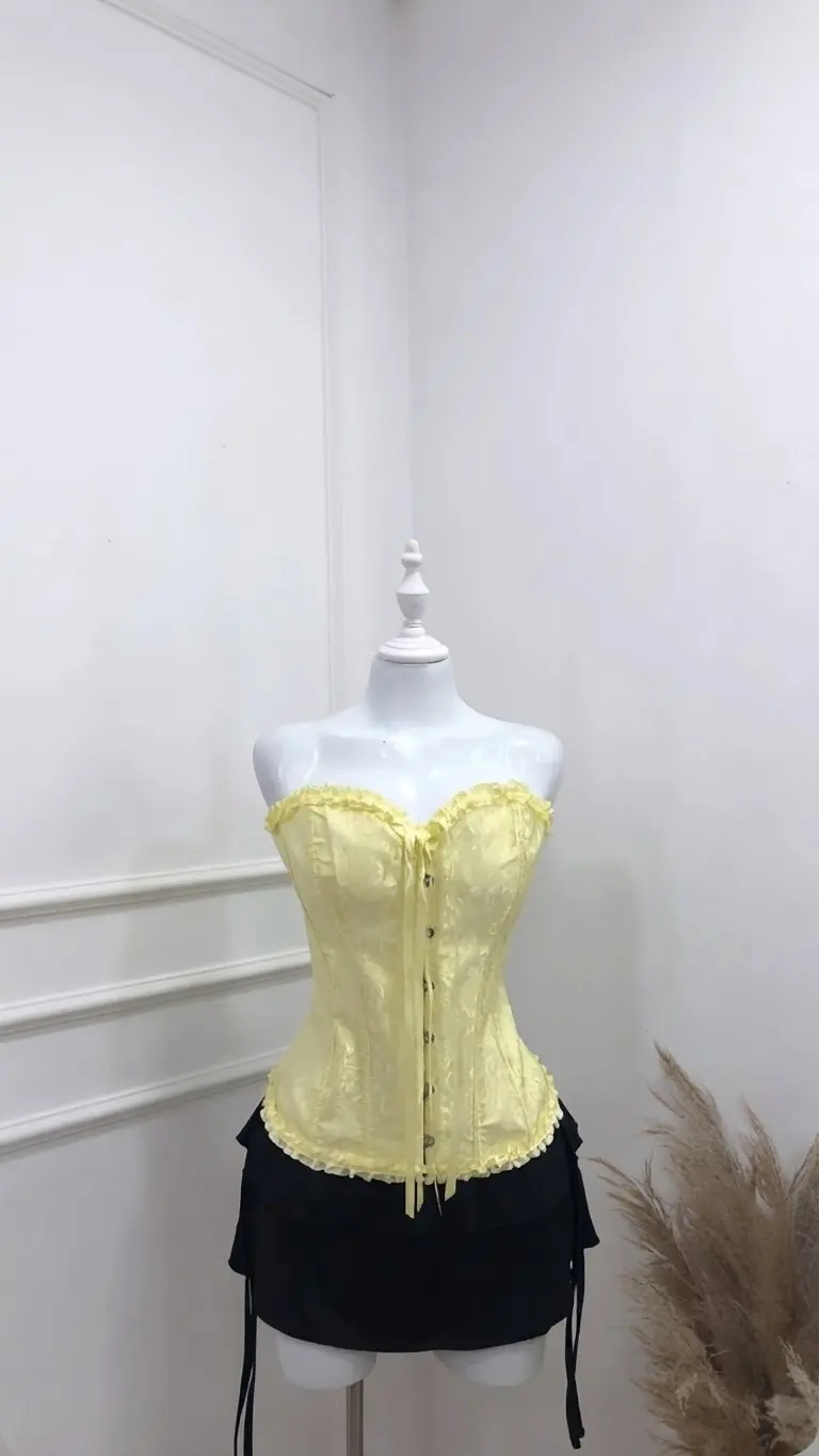 Corset victoriano color amarillo talla l