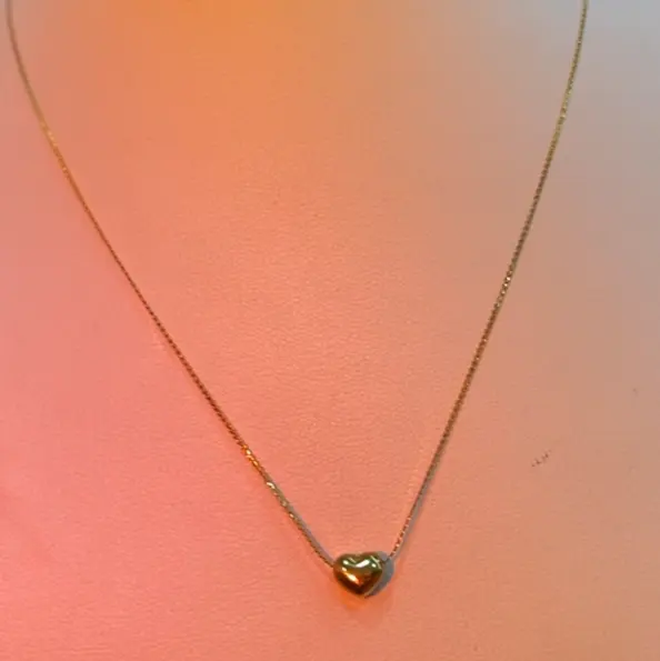 Cadena mini corazón dorado